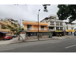 Foto 5 de VENTA DE CASA ESQUINERA RENTERA EN AVENIDA PLAZA DAÑIN, NORTE DE GUAYAQUIL