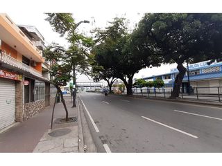 Foto 36 de VENTA DE CASA ESQUINERA RENTERA EN AVENIDA PLAZA DAÑIN, NORTE DE GUAYAQUIL