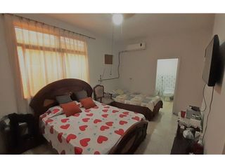 Foto 14 de VENTA DE CASA ESQUINERA RENTERA EN AVENIDA PLAZA DAÑIN, NORTE DE GUAYAQUIL