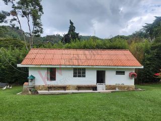 Casa Campestre - Finca en Venta - Km 12 San Miguel, vía Cali - Dagua