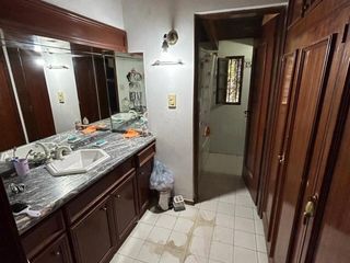 Foto 21 de Retasado Venta Casa Apto Bancor 3 dormitorios galería asador pileta jardín en Villa Belgrano U$S180.000.