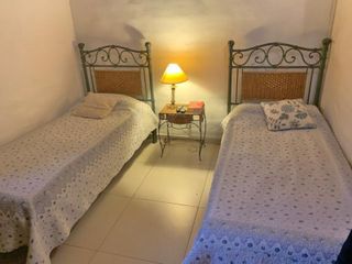 Foto 9 de Retasado Venta Casa Apto Bancor 3 dormitorios galería asador pileta jardín en Villa Belgrano U$S180.000.