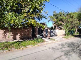 Foto 15 de Retasado Venta Casa Apto Bancor 3 dormitorios galería asador pileta jardín en Villa Belgrano U$S180.000.