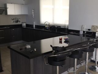 Foto 1 de De renta departamento amueblado, hermosa vista
Cumbaya, Santa Lucía Alta
