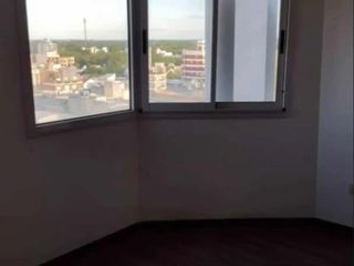 Departamento en venta - 3 Dormitorios 1 Baño - Cochera - 100Mts2 - Florencio Varela