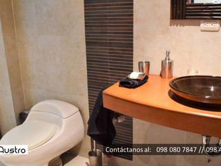 Foto 3 de Av. Paucarbamba, Venta de Hermoso Apartamento Dúplex con Buhardilla