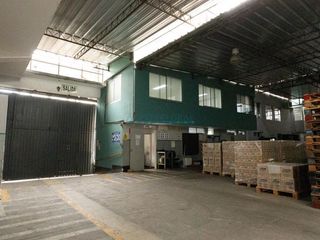 Foto 1 de Locales Industriales Venta CAL. Rene Descartes - ATE