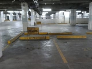 Foto 10 de parqueadero en venta en usaquén. Cod V2866750