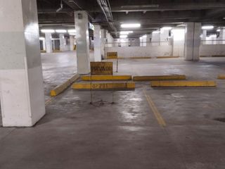 Foto 7 de parqueadero en venta en usaquén. Cod V2866750