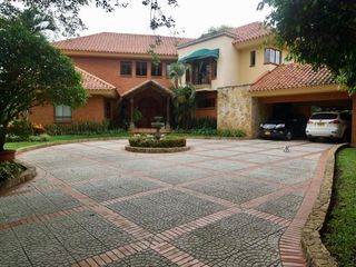 Foto 1 de casa en venta en pance. Cod V7393