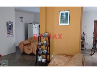 Foto 13 de VENTA DE CASA COMO TERRENO EN AV. PUMACAHUA CON DOBLE FRENTE

AREA TOTAL.   452.56M2
Frente : 9.86  ML
Derecha : 40.20 ML
Izquierda : 40.40 ML
F
