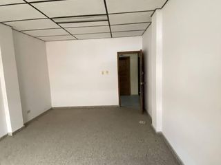 Foto 3 de OFICINA EN VENTA BARRIO CENTRO | 1253
