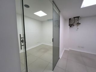 Foto 5 de consultorio en arriendo/venta en los cedros. Cod V16262