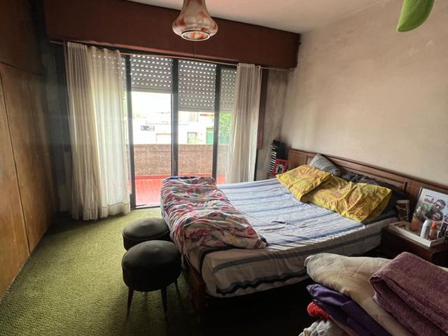 Venta de Casa en Lugano de 5 ambientes