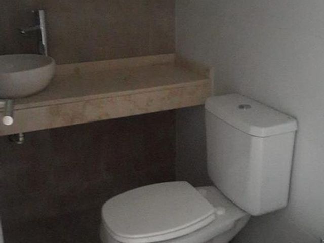 Departamento -DPTO EN ALQUILER VIVIENDA / OFICINA