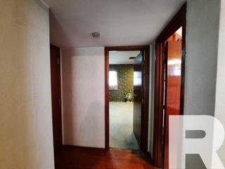 Departamento en venta de 5 dormitorios c/ cochera en Plaza Colón
