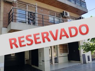 Foto 1 de Departamento en venta en Monte Castro