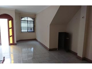 Foto 5 de Venta de Casa Rentera sector norte - Manta