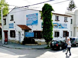 Casa en venta - 8 Dormitorios 6 Baños - 257Mts2 - Mar del Plata