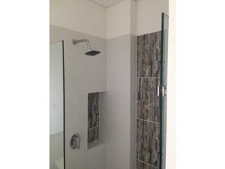 Foto 15 de La Morelia-en el Tradicional Sector de Cristales-Apartamento en Venta