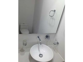Foto 16 de La Morelia-en el Tradicional Sector de Cristales-Apartamento en Venta
