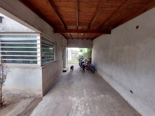 Venta casa 5 ambientes a terminar planta alta, ubicado en zona tranquila, Cañuelas