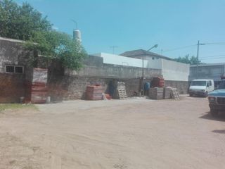 Foto 4 de Corralón 40 mts de Frente s/Bustamante - Zona Comercial