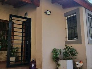 Foto 2 de Casa - Barrio Parque Leloir