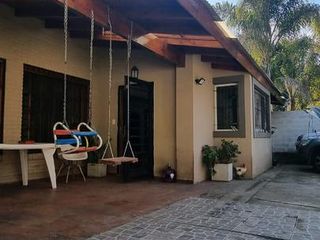 Foto 1 de Casa - Barrio Parque Leloir