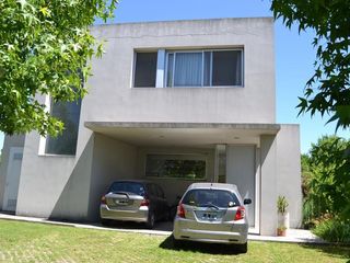 Foto 19 de BAYUGAR PROPIEDADES/ LINDISIMA CASA EN VENTA EN AYRES DEL PILAR