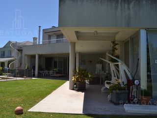 Foto 2 de BAYUGAR PROPIEDADES/ LINDISIMA CASA EN VENTA EN AYRES DEL PILAR