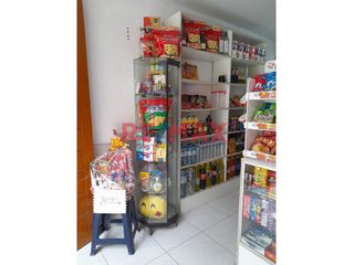 Foto 2 de ¡Oportunidad En Lima Norte! Casa De 2 Pisos + Azotea En Venta – San Martín De Porres