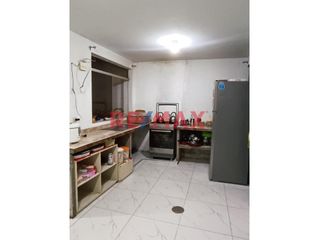 Foto 6 de ¡Oportunidad En Lima Norte! Casa De 2 Pisos + Azotea En Venta – San Martín De Porres