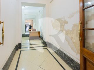 Oficina Refaccionada con 3 Despachos Amplios y Recepción! Todo Luz!!
