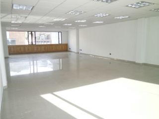 Foto 2 de Arriendo Oficina ubicada en el Chico
