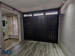 Casa en venta en Laureles(MLS#244433)