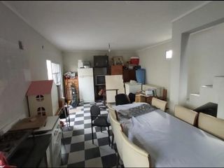 Casa en venta - 2 dormitorios 2 baños - 120mts2 - La Plata