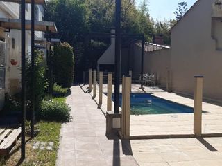 VENTA PH 3 AMBIENTES CASTELAR PISCINA Y COCHERA
