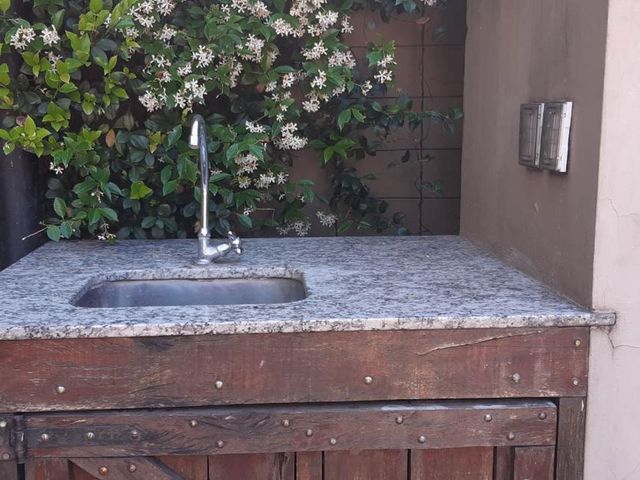 VENTA PH 3 AMBIENTES CASTELAR PISCINA Y COCHERA
