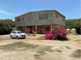 Foto 1 de Venta de Terreno Agrícola de 7790 m² con Casa en Catacaos

Ubicado en el distrito de Catacaos, este terreno agrícola de 7790 m² ofrece un gran poten