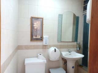 Mariana de Jesús, Oficina, 25 m2, 1 ambiente, baños compartidos