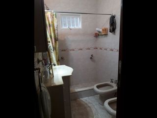 Foto 4 de Casa PH en venta en La Tablada