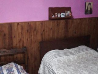 Casa en venta - 3 Dormitorios 2 Baños - Cochera - 500Mts2 - Carlos Casares