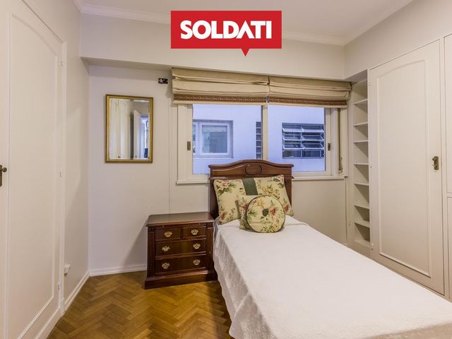Departamento 5 ambientes con Balcón en Alquiler - Recoleta