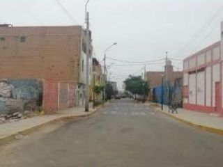 Foto 2 de Terrenos Comerciales Venta CAL. Prolongacion Adan Acevedo  - HUACHO