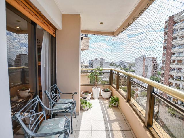 Departamento en venta - 4 Dormitorios 2 Baños 2 Cocheras - 136Mts2 - La Plata
