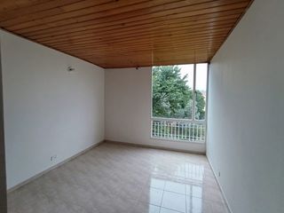 Foto 4 de apartamento en venta en mirandela. Cod V6888501