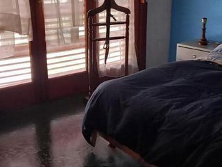 Casa en venta - 4 dormitorios 3 baños - galeria con parrilla - 200mts2 - Mar Del Plata