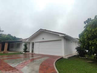 Foto 3 de casa en arriendo/venta en pance. Cod A16424