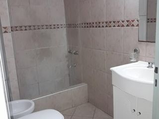 Foto 6 de Ph tipo casa en alquiler. 3 dormitorios, jardin, cochera.